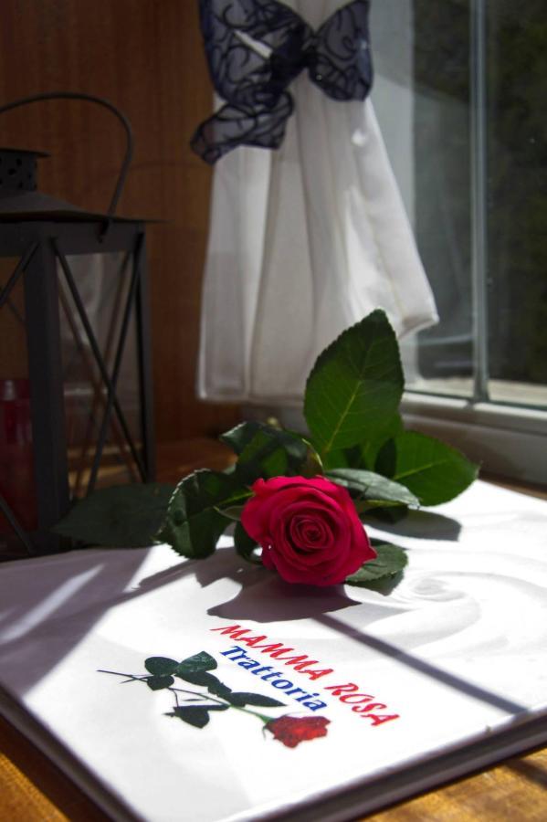 Hotel Albergo Mamma Rosa Wunsiedel Kültér fotó